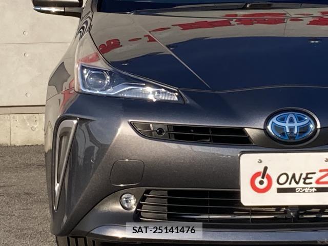 Toyota PRIUS 2021-07 8209596-6