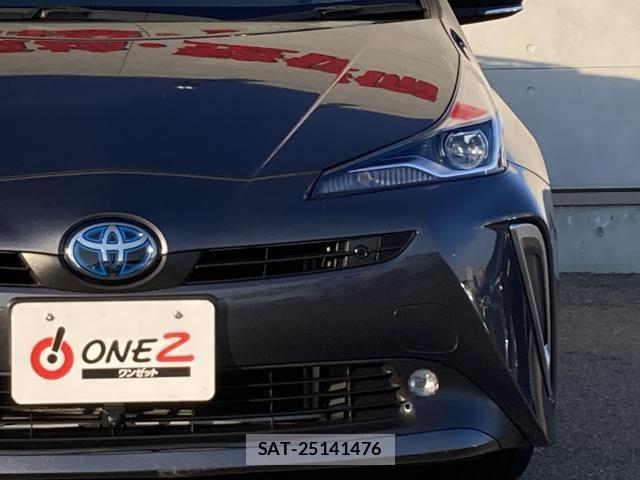 Toyota PRIUS 2021-07 8209596-7