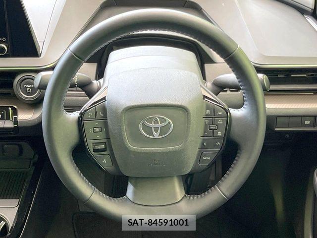Toyota PRIUS 2023-07 8209590-10