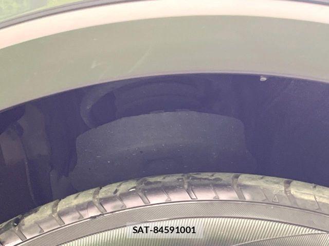 Toyota PRIUS 2023-07 8209590-19