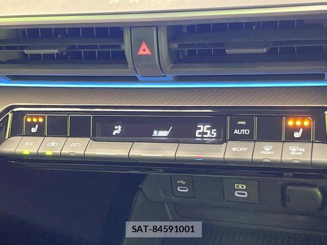 Toyota PRIUS 2023-07 8209590-6