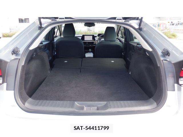 Toyota PRIUS 2023-10 8209592-10