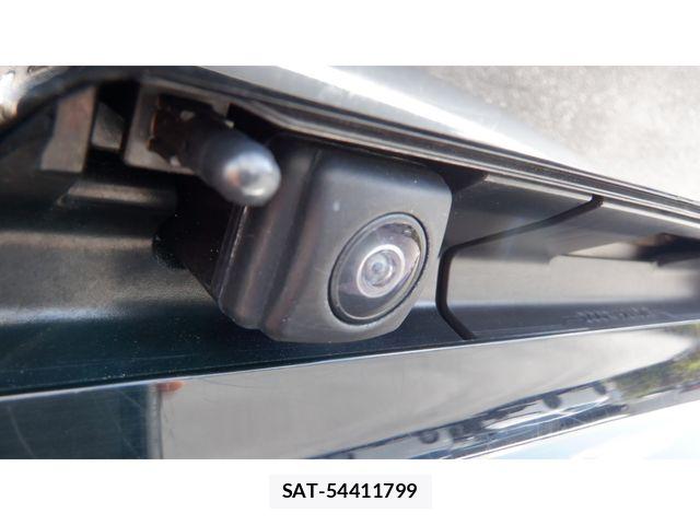 Toyota PRIUS 2023-10 8209592-22