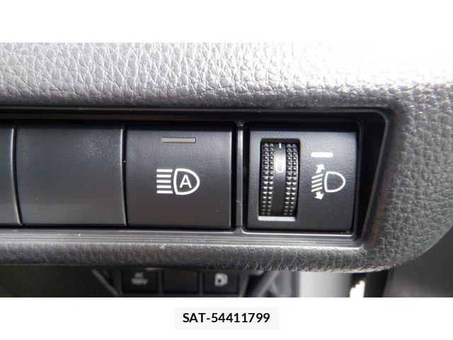 Toyota PRIUS 2023-10 8209592-25