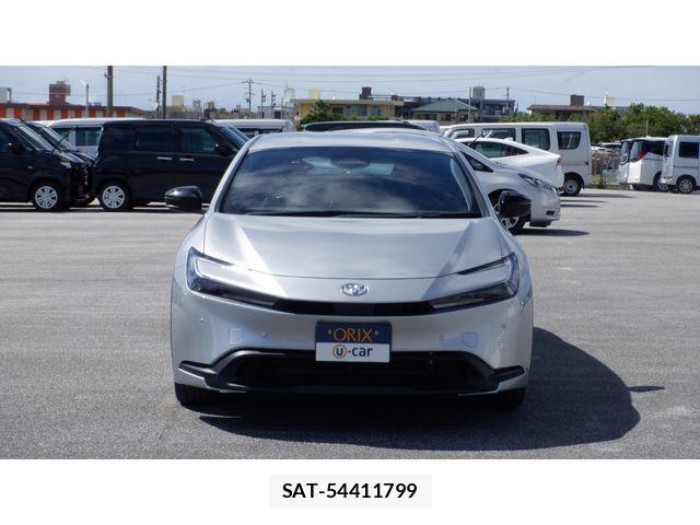 Toyota PRIUS 2023-10 8209592-3