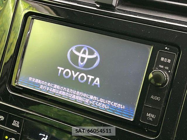 Toyota PRIUS 2016-04 8209633-2