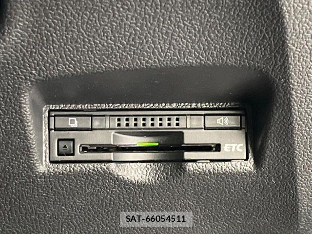 Toyota PRIUS 2016-04 8209633-5