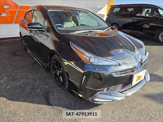 Toyota PRIUS 2022-02 8209588-10