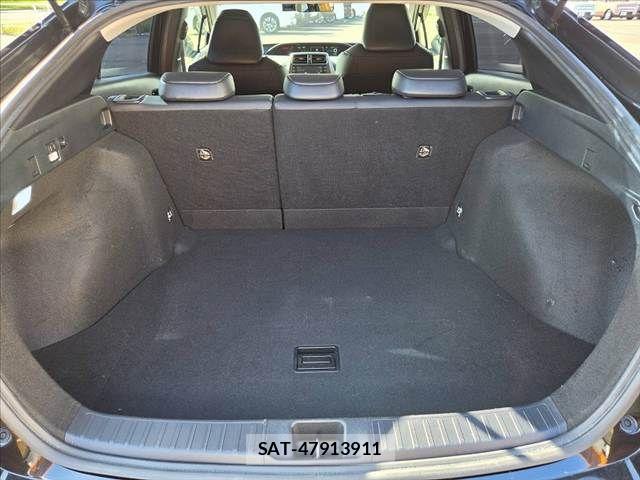 Toyota PRIUS 2022-02 8209588-20