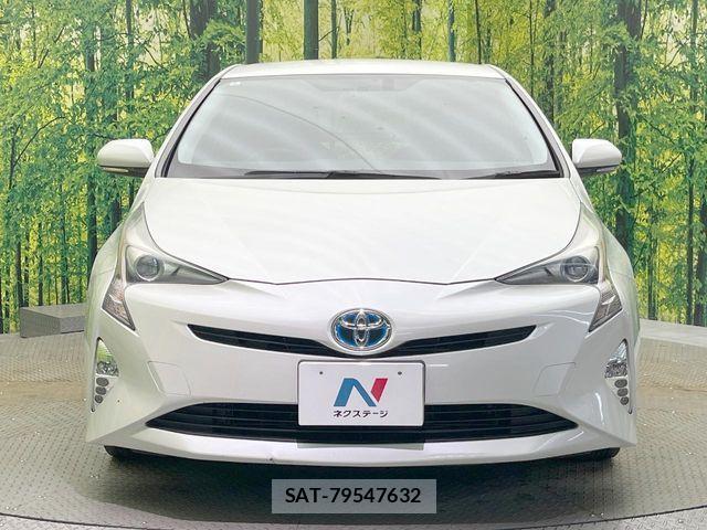 Toyota PRIUS 2016-01 8209632-13
