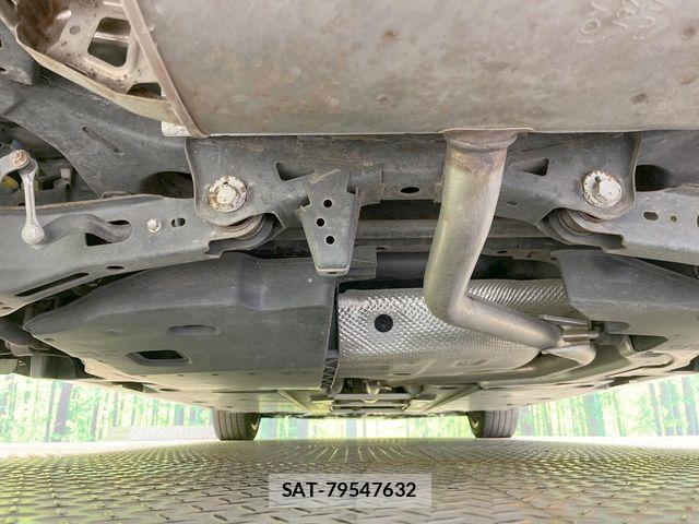 Toyota PRIUS 2016-01 8209632-18