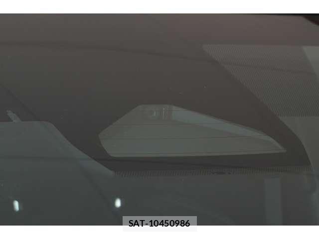 Toyota PRIUS 2025-01 8209571-11