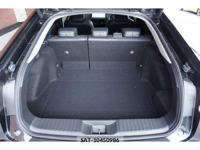 Toyota PRIUS 2025-01 8209571-7