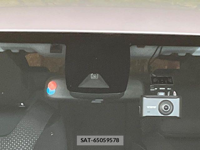 Toyota PRIUS 2021-06 8209591-2