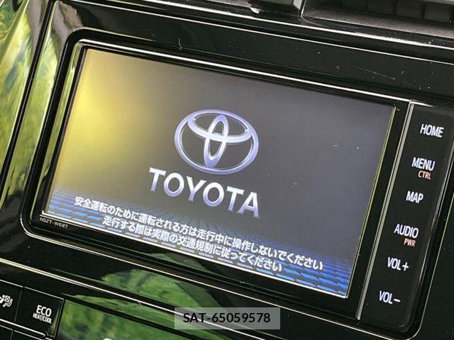 Toyota PRIUS 2021-06 8209591-3