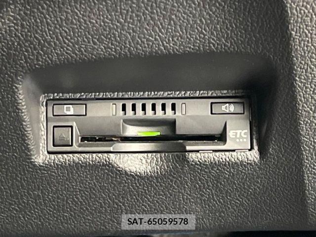 Toyota PRIUS 2021-06 8209591-5