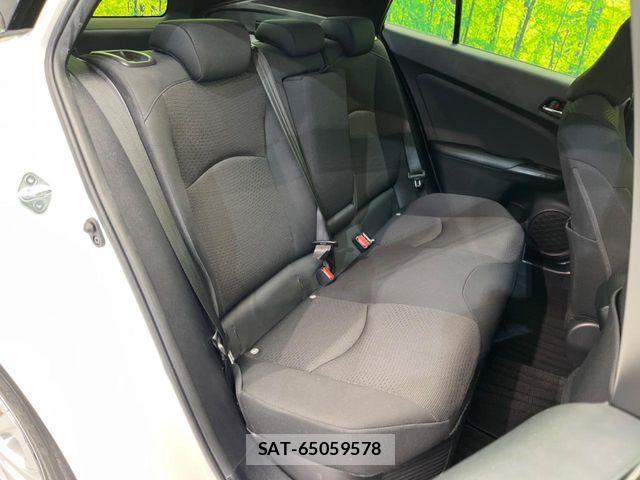 Toyota PRIUS 2021-06 8209591-8