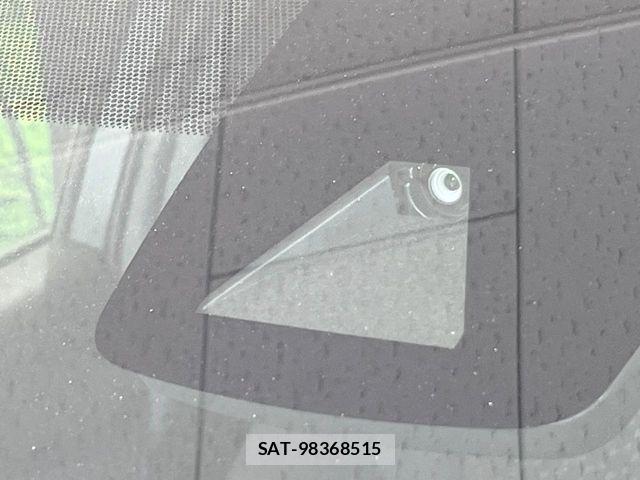 Toyota PRIUS 2018-09 8209616-4