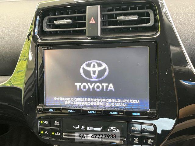 Toyota PRIUS 2016-07 8209621-2