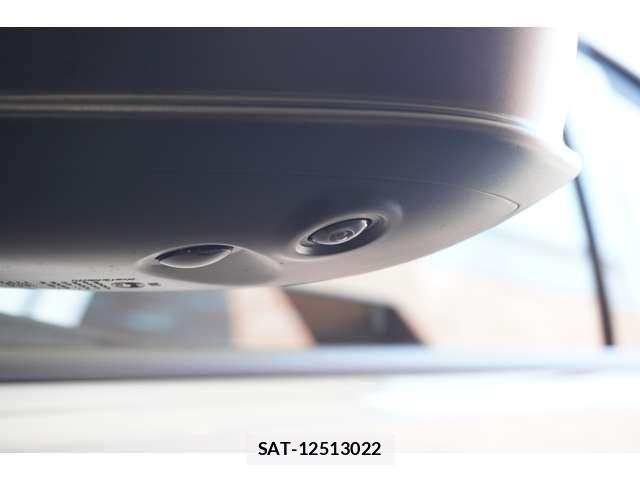 Toyota PRIUS 2024-07 8209570-12
