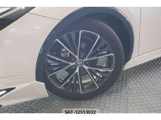 Toyota PRIUS 2024-07 8209570-14