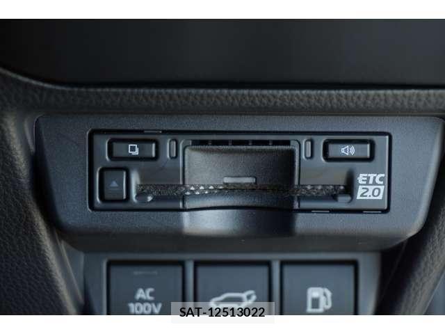 Toyota PRIUS 2024-07 8209570-20