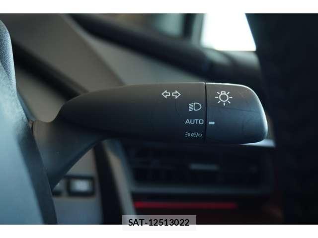 Toyota PRIUS 2024-07 8209570-24