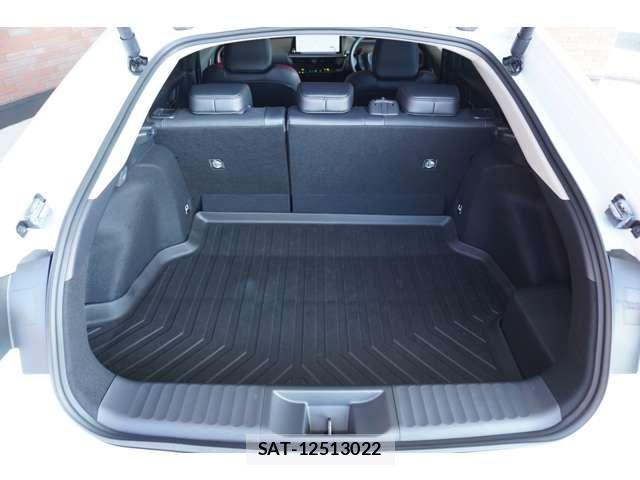 Toyota PRIUS 2024-07 8209570-7