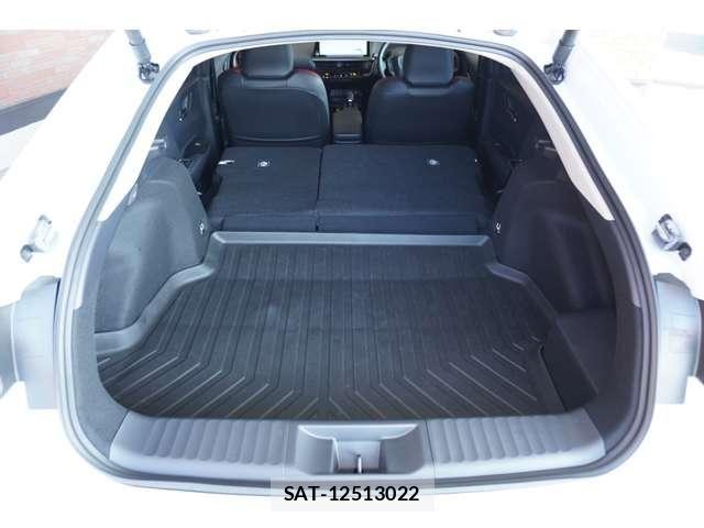 Toyota PRIUS 2024-07 8209570-8