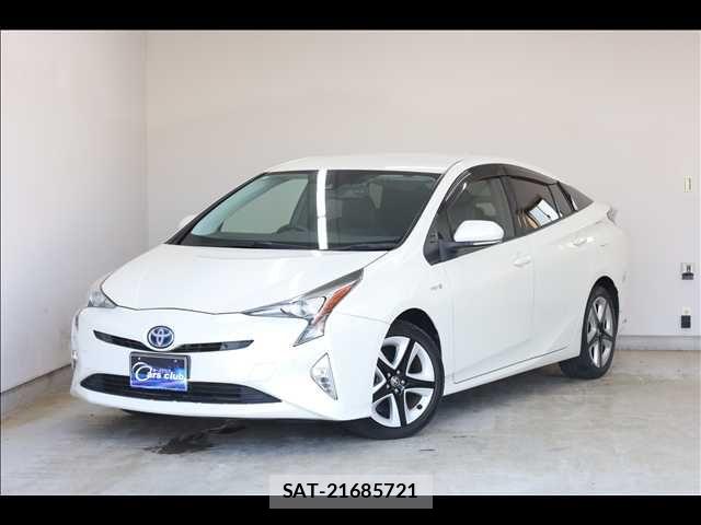 Toyota PRIUS 2018-07 8209600-0
