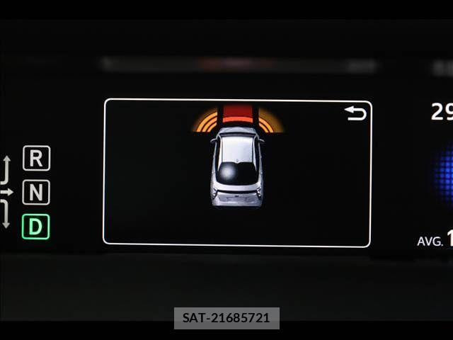 Toyota PRIUS 2018-07 8209600-4