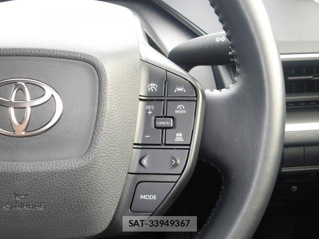 Toyota PRIUS 2023-11 8209589-17