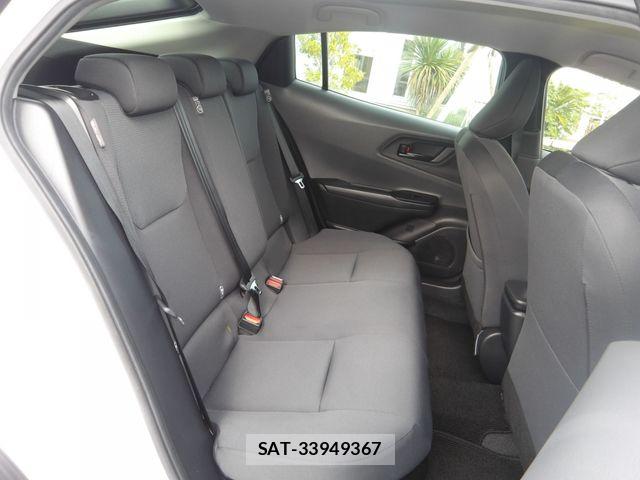 Toyota PRIUS 2023-11 8209589-19