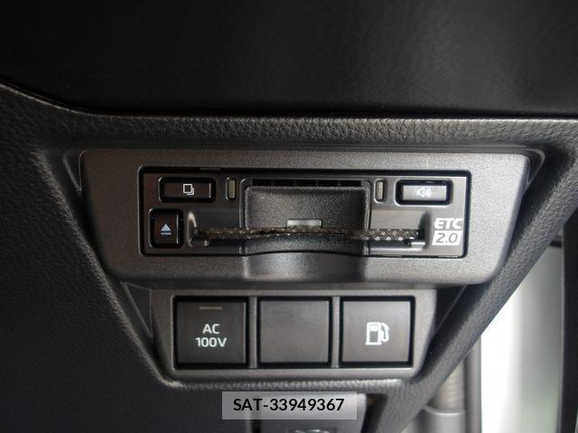 Toyota PRIUS 2023-11 8209589-8