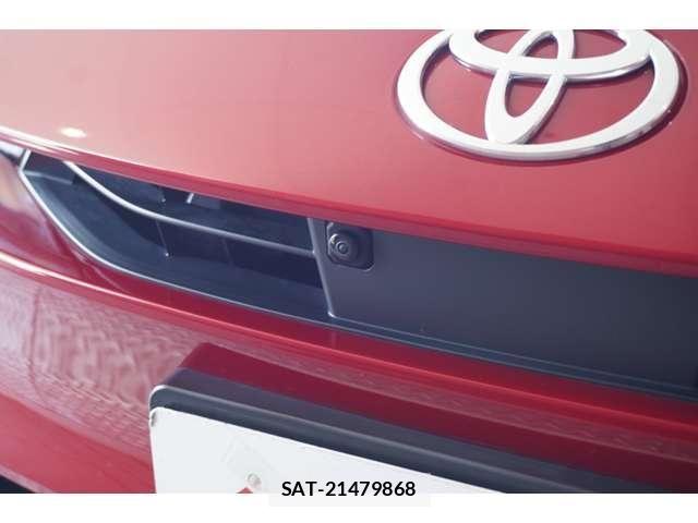Toyota PRIUS 2023-04 8209582-14