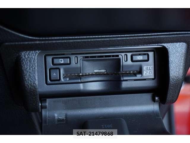 Toyota PRIUS 2023-04 8209582-20
