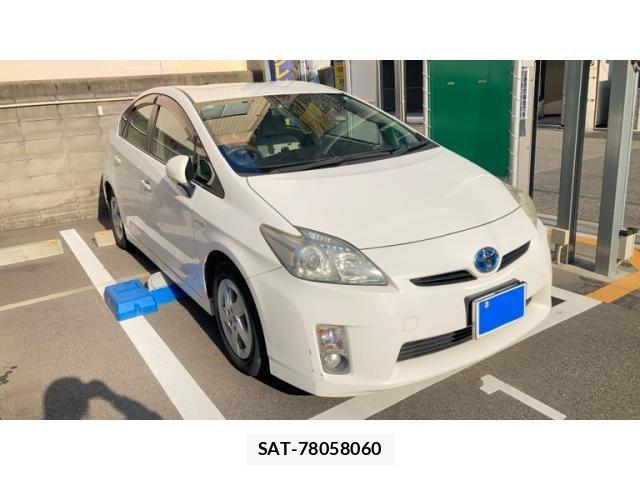 Toyota PRIUS 2009-12 8209666-0