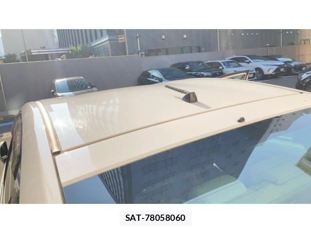 Toyota PRIUS 2009-12 8209666-8
