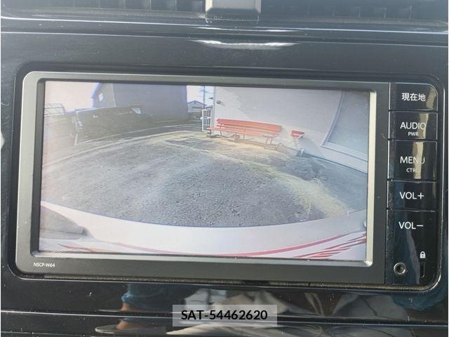 Toyota PRIUS 2016-03 8209631-2
