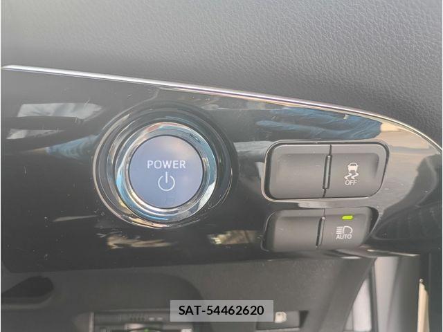 Toyota PRIUS 2016-03 8209631-8