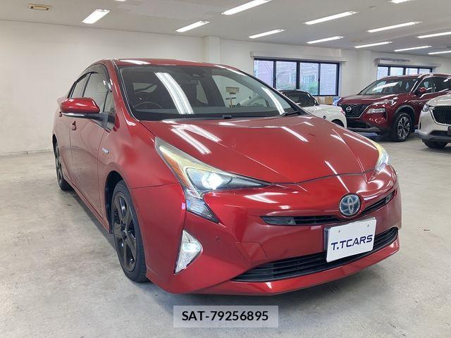 Toyota PRIUS 2016-08 8209634-22