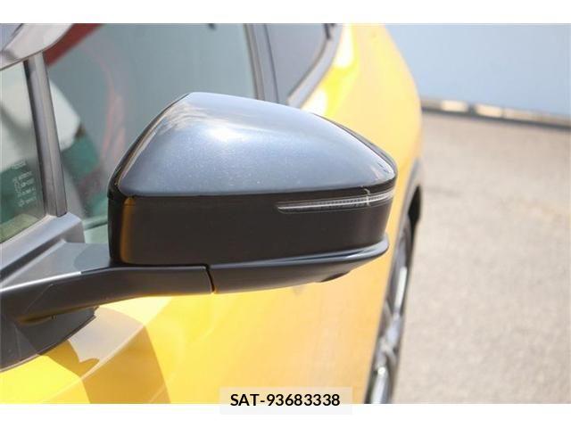 Toyota PRIUS 2023-05 8209584-28