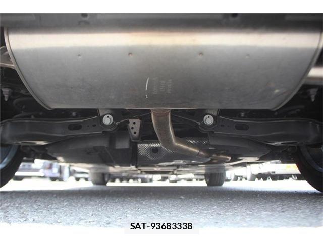 Toyota PRIUS 2023-05 8209584-29