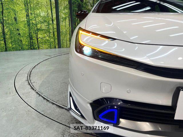 Toyota PRIUS 2023-07 8209573-11