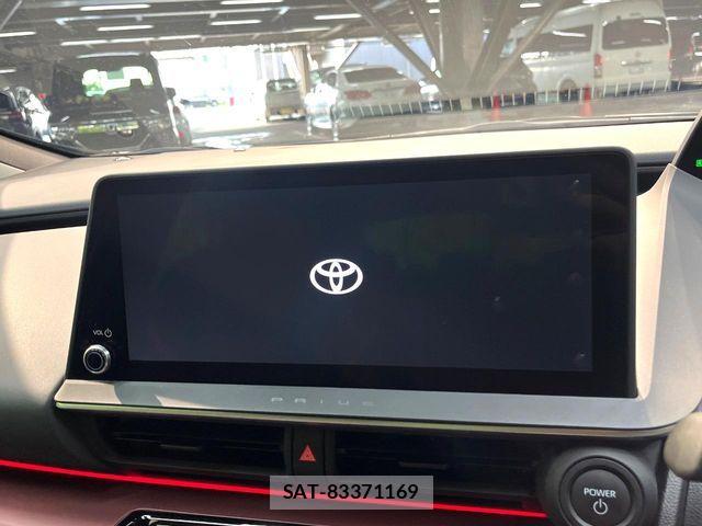 Toyota PRIUS 2023-07 8209573-3