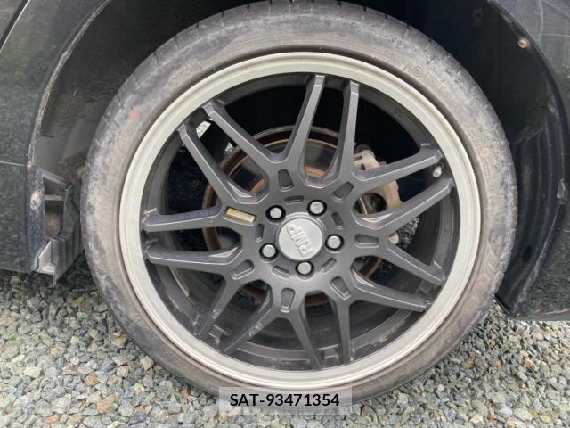Toyota PRIUS 2014-09 8209659-6