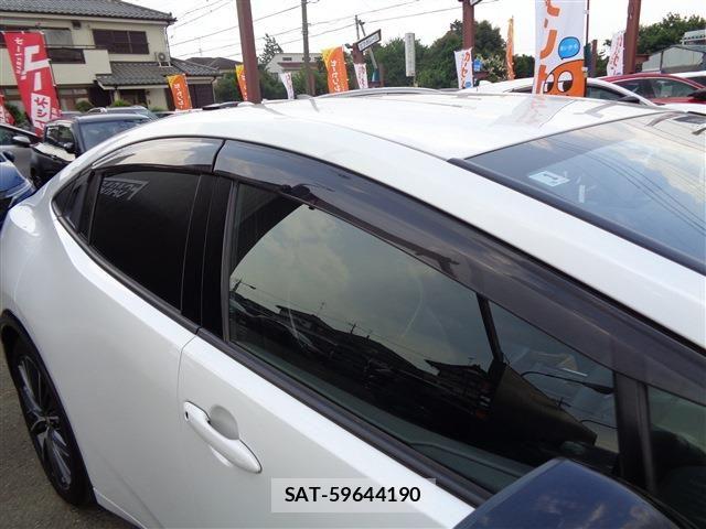 Toyota PRIUS 2025-01 8209578-9