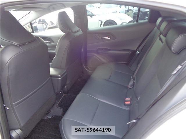 Toyota PRIUS 2025-01 8209578-11