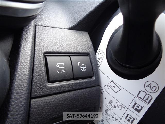 Toyota PRIUS 2025-01 8209578-23