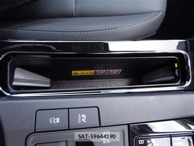 Toyota PRIUS 2025-01 8209578-26
